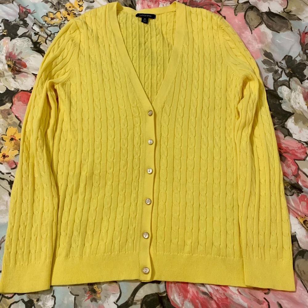 ⭐️2 / $15⭐️ New Lands’ End yellow sweater cardigan